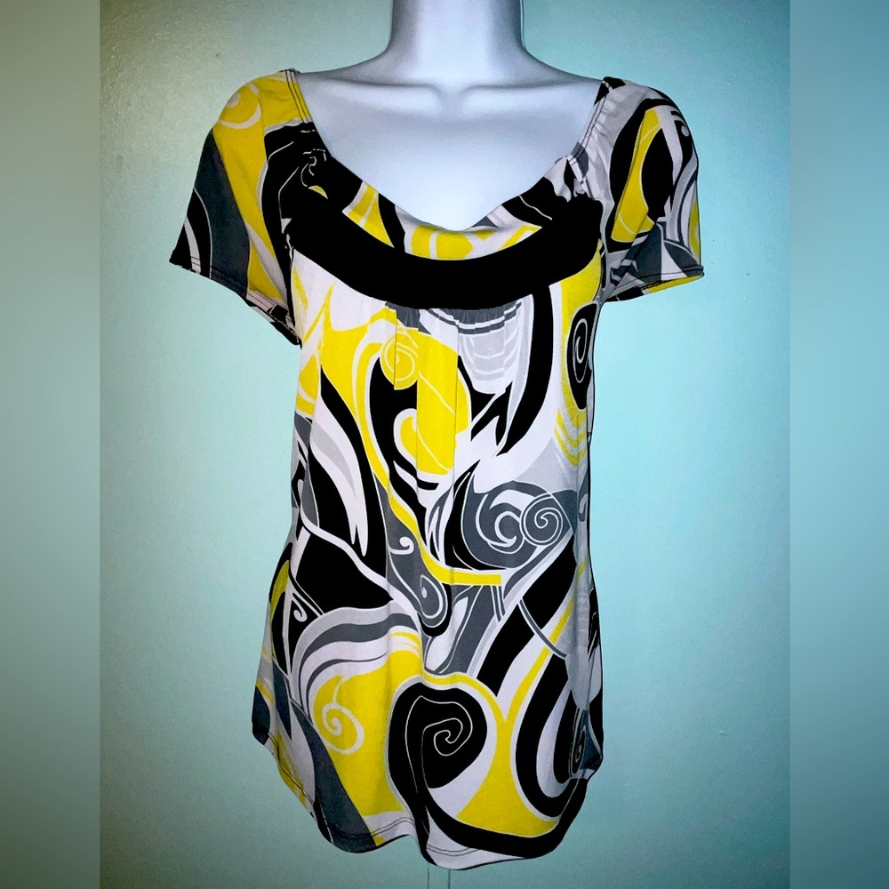 Carol Rose Blouse *No Size Tag- Check Measurements‎ **  Swirl Designs